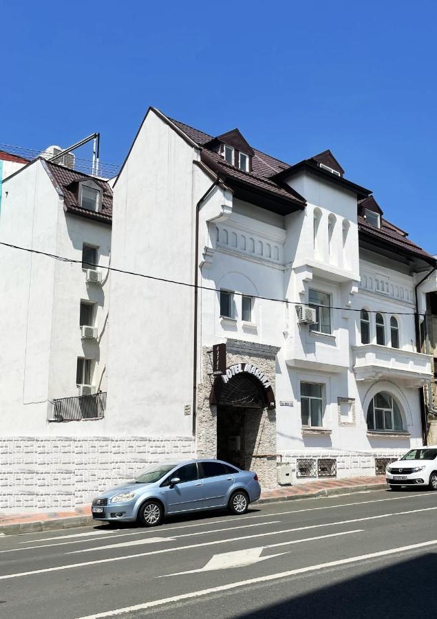 Hotel Marina Srl Bukarest Exteriör bild